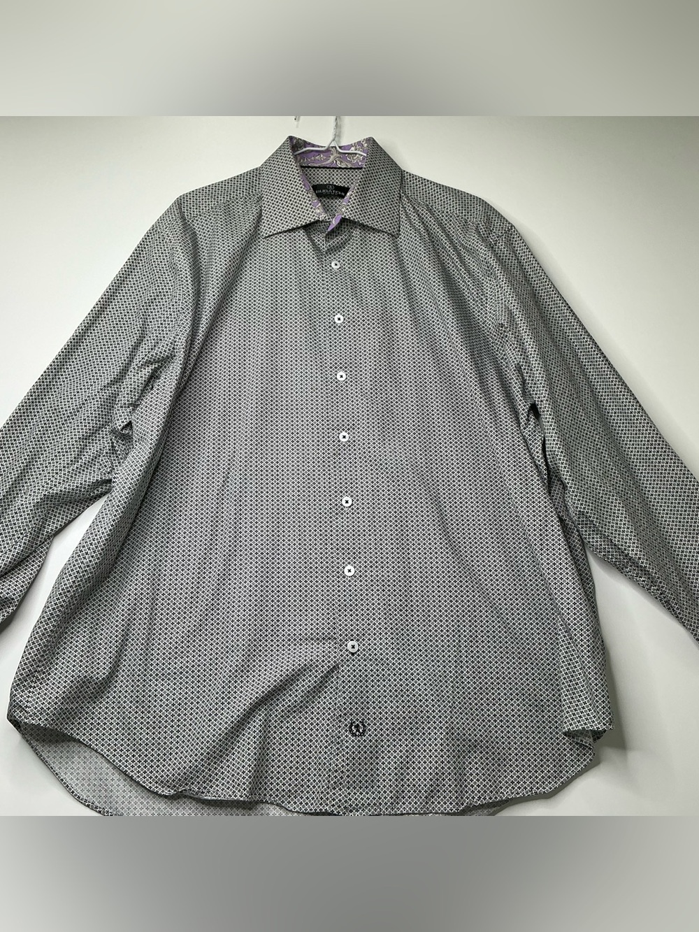 Bugatchi Men's Shirt Shaped Fit Button Down Size XXL Purple and White Pattern